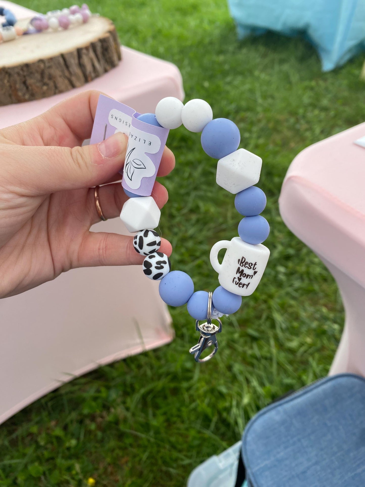 Best Mom Ever Keychain Bracelet, gift for mom, silicone bead bracelet, wallet bracelet, wallet keychain