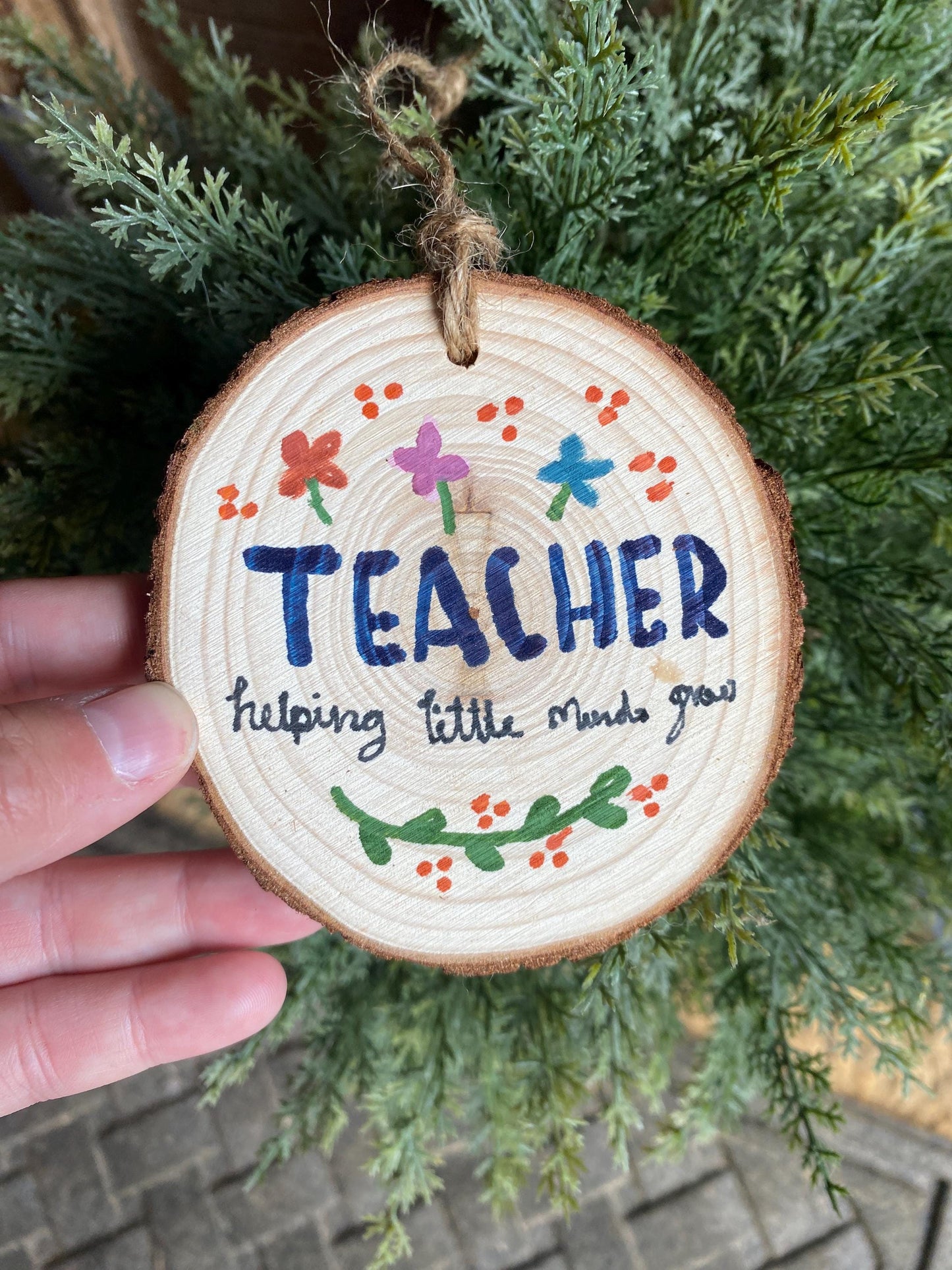 Teacher Quote Ornament - Helping little minds grow Ornament, wood Ornament for teacher, Teacher wooden ornament, Teacher gift back to school